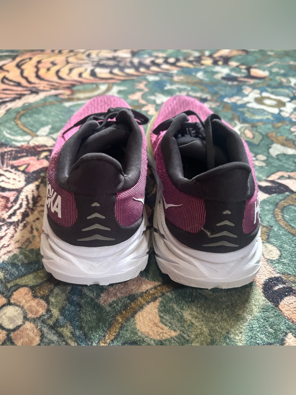 Hoka One One Clifton 8 Wide Running Shoes Athletic Sneakers Pink Size 10 - Picture 3 of 7